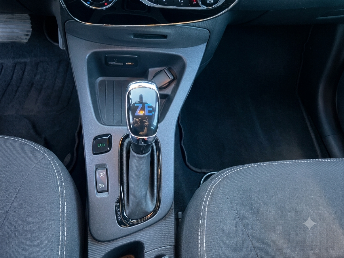 renault-zoe-r110-41-kwh-2019-eletrico