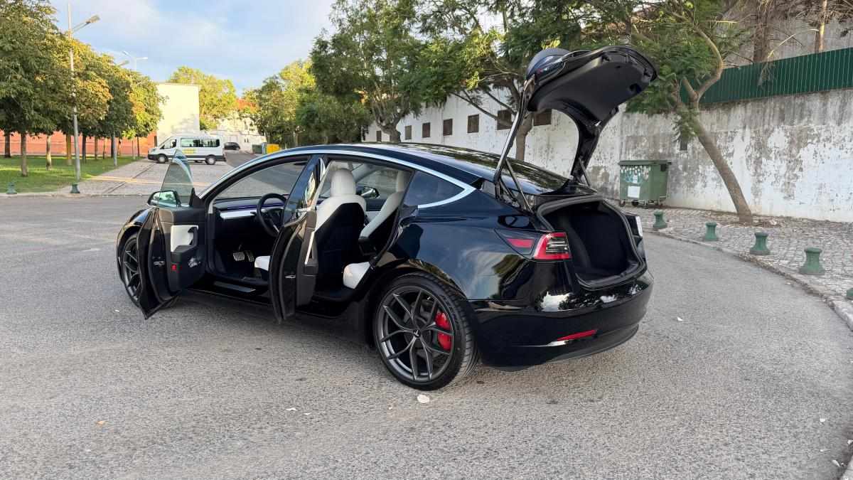 tesla-model-3-performance-2019-eletrico