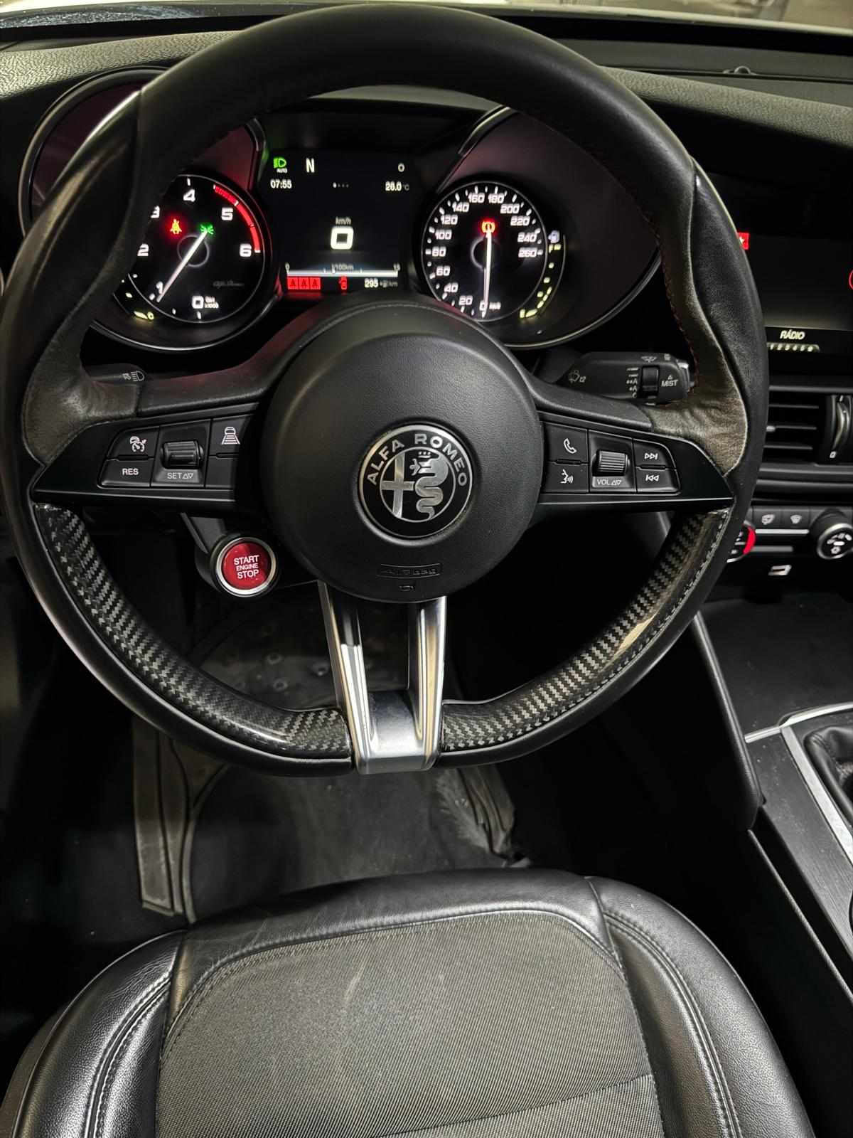 alfa-romeo-giulia-2-2-jtdm-2016-diesel-2143cc