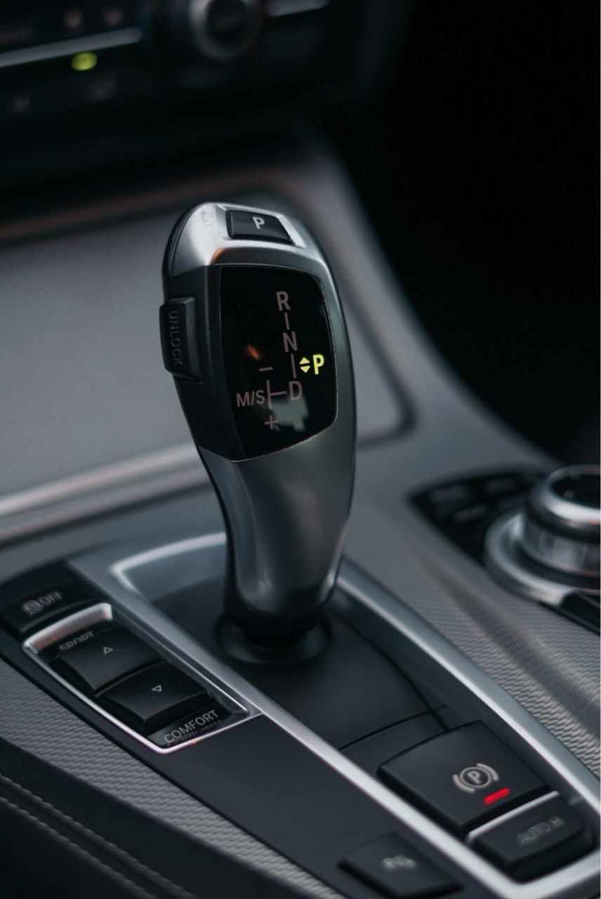 bmw-serie-5-520d-2014-diesel-1995cc