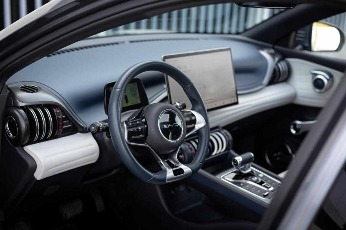 byd-atto-3-60-48-kwh-2023-eletrico
