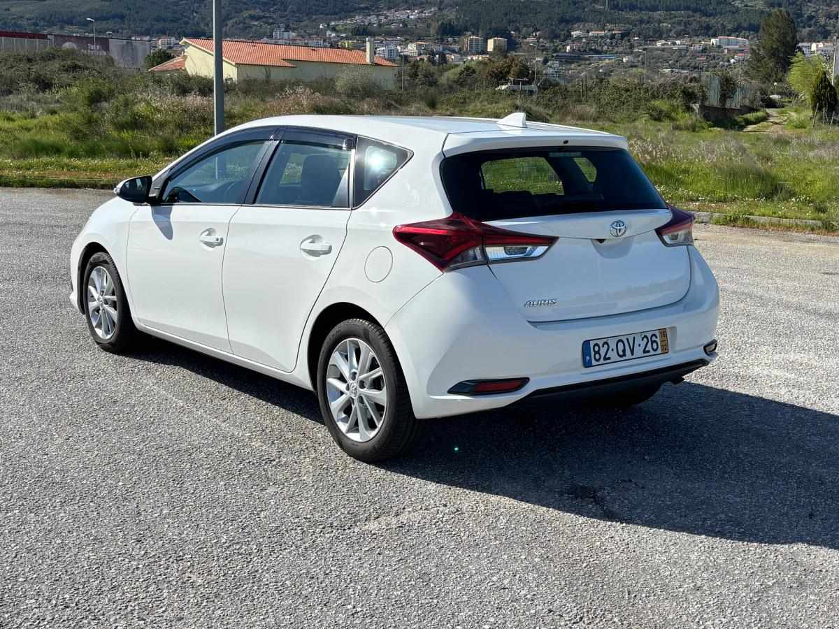 toyota-auris-1-4-d-4d-2016-diesel-1364cc