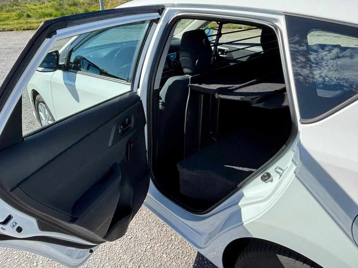 toyota-auris-1-4-d-4d-2016-diesel-1364cc