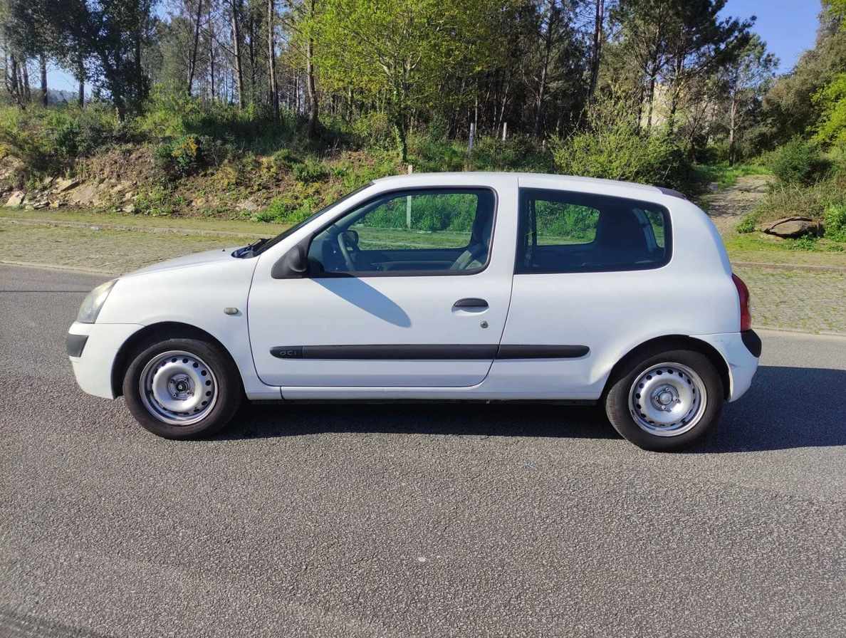 renault-clio-1-5-dci-2006-diesel-1461cc