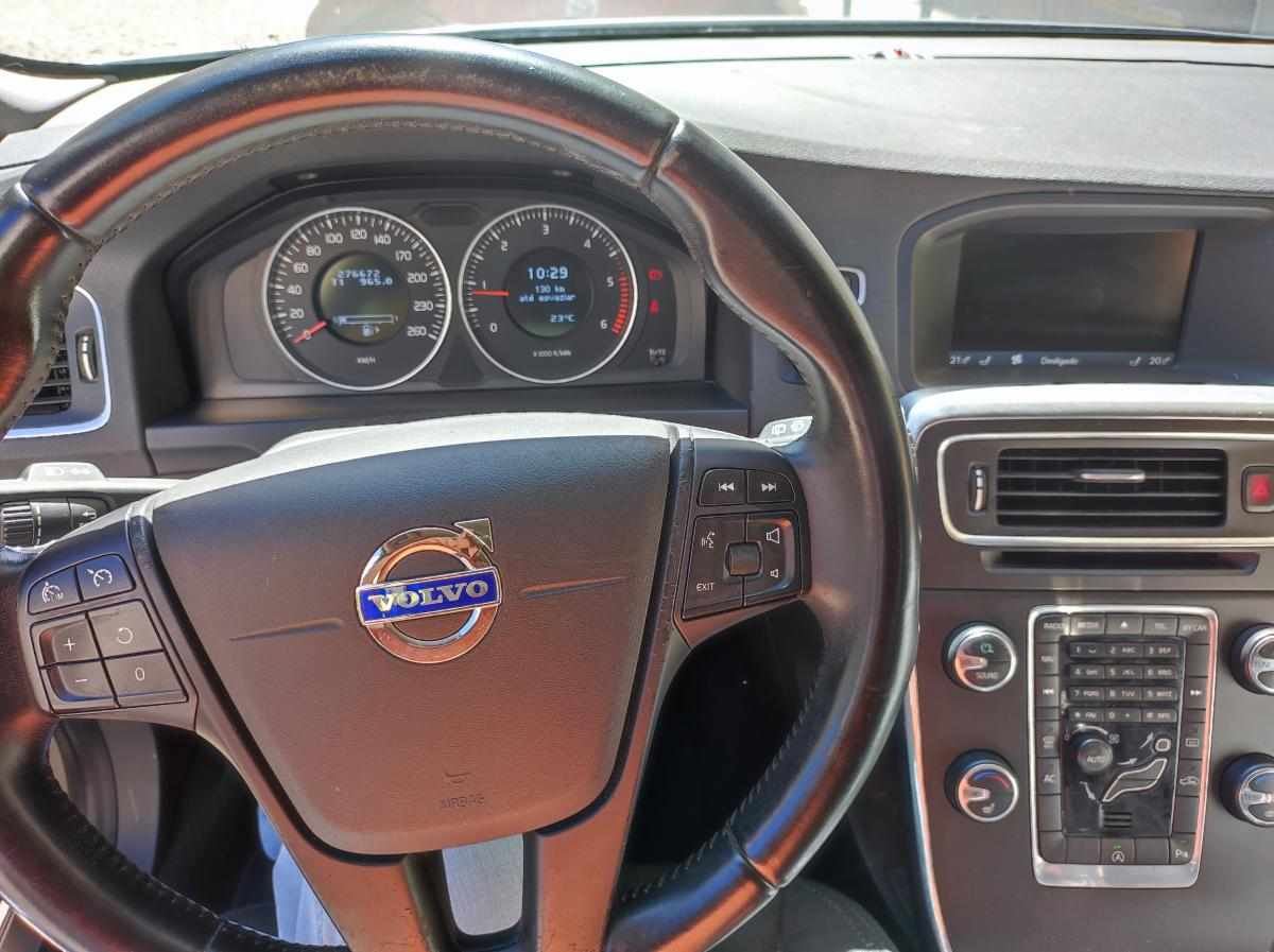 volvo-v60-1-6-d2-2013-diesel-1560cc