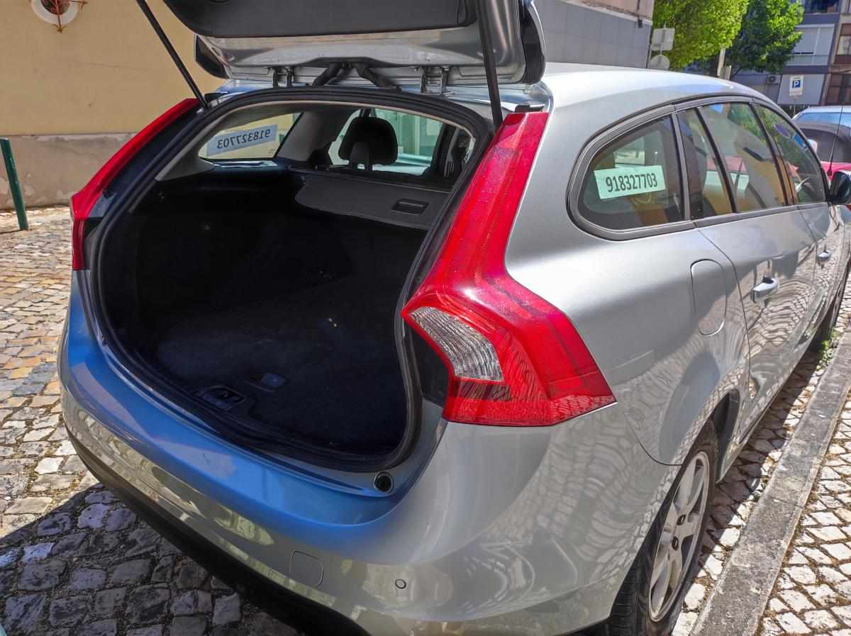 volvo-v60-1-6-d2-2013-diesel-1560cc