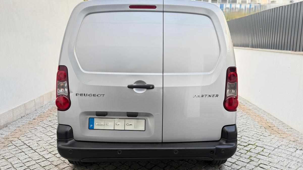 peugeot-partner-1-6-75cv-2014-diesel-1560cc