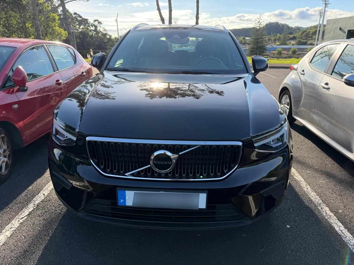 volvo-xc40-1-5-t2-2024-gasolina-1477cc