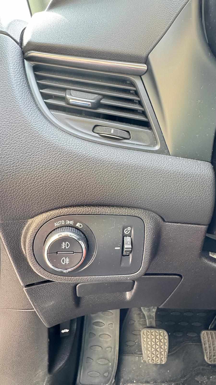 opel-zafira-1-6-cdti-2018-diesel-1598cc