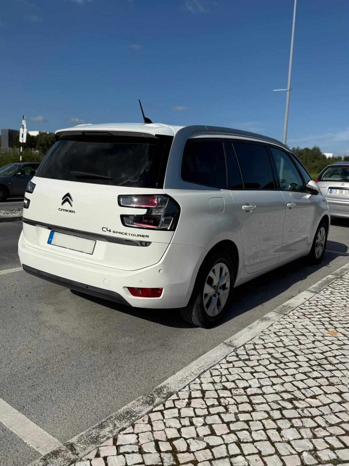 citroen-c4-picasso-1-5-bluehdi-2019-diesel-1499cc