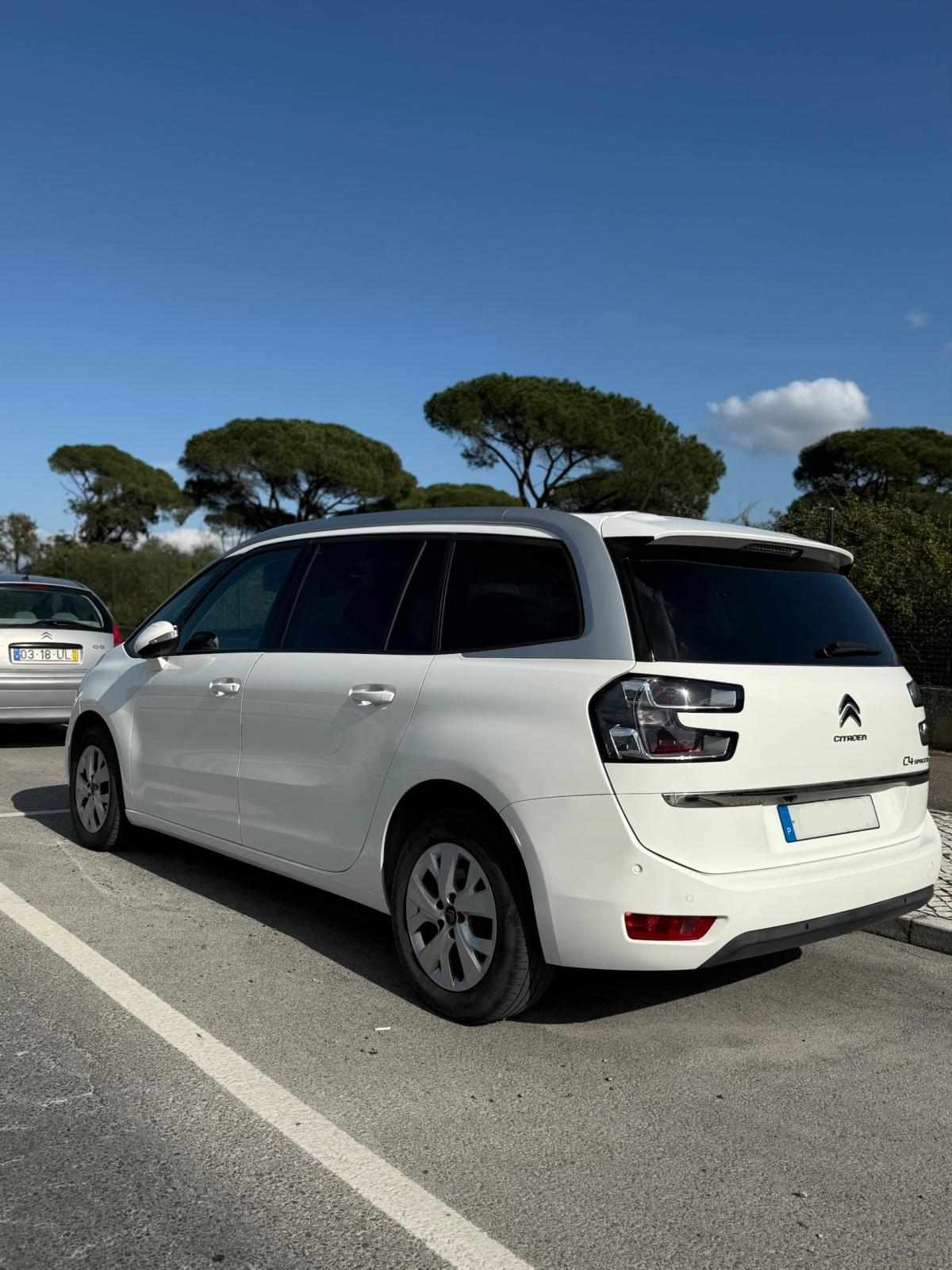 citroen-c4-picasso-1-5-bluehdi-2019-diesel-1499cc