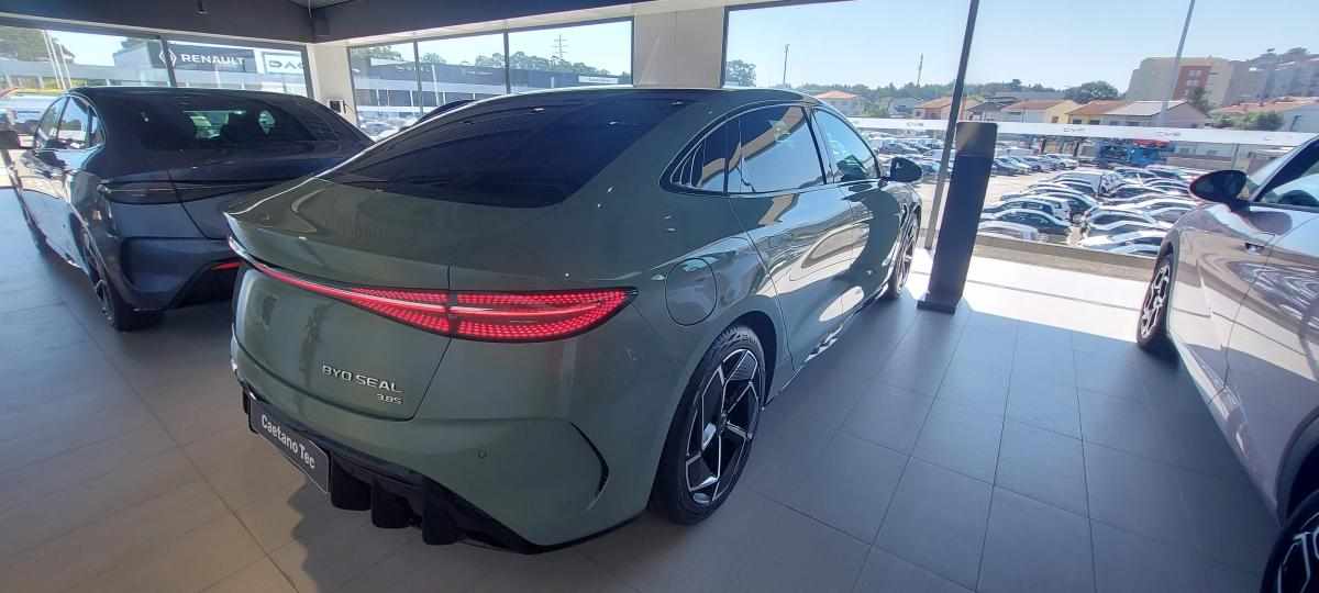 byd-seal-82-5-kwh-awd-excellence-2024-eletrico