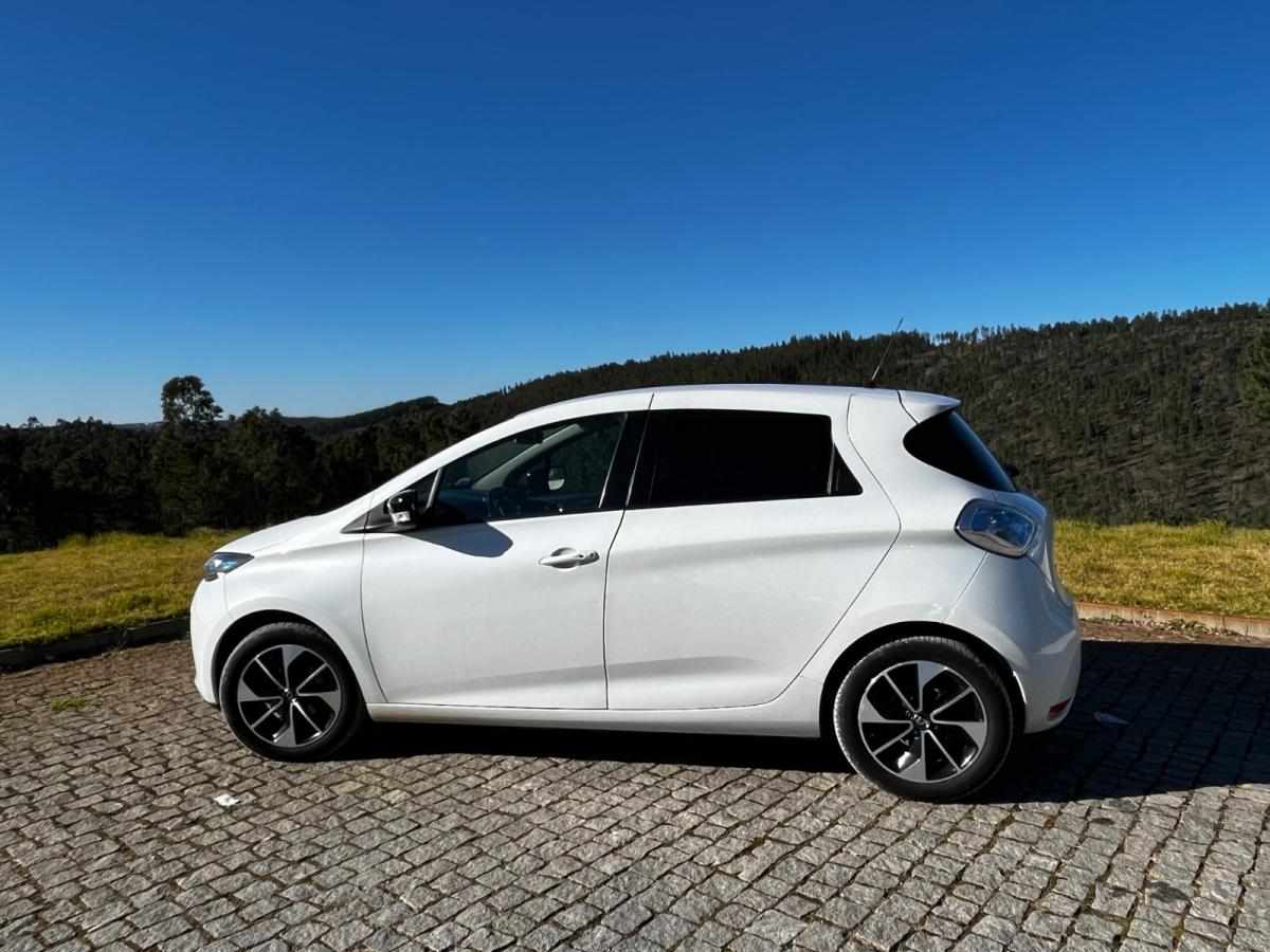 renault-zoe-r90-41-kwh-2017-eletrico