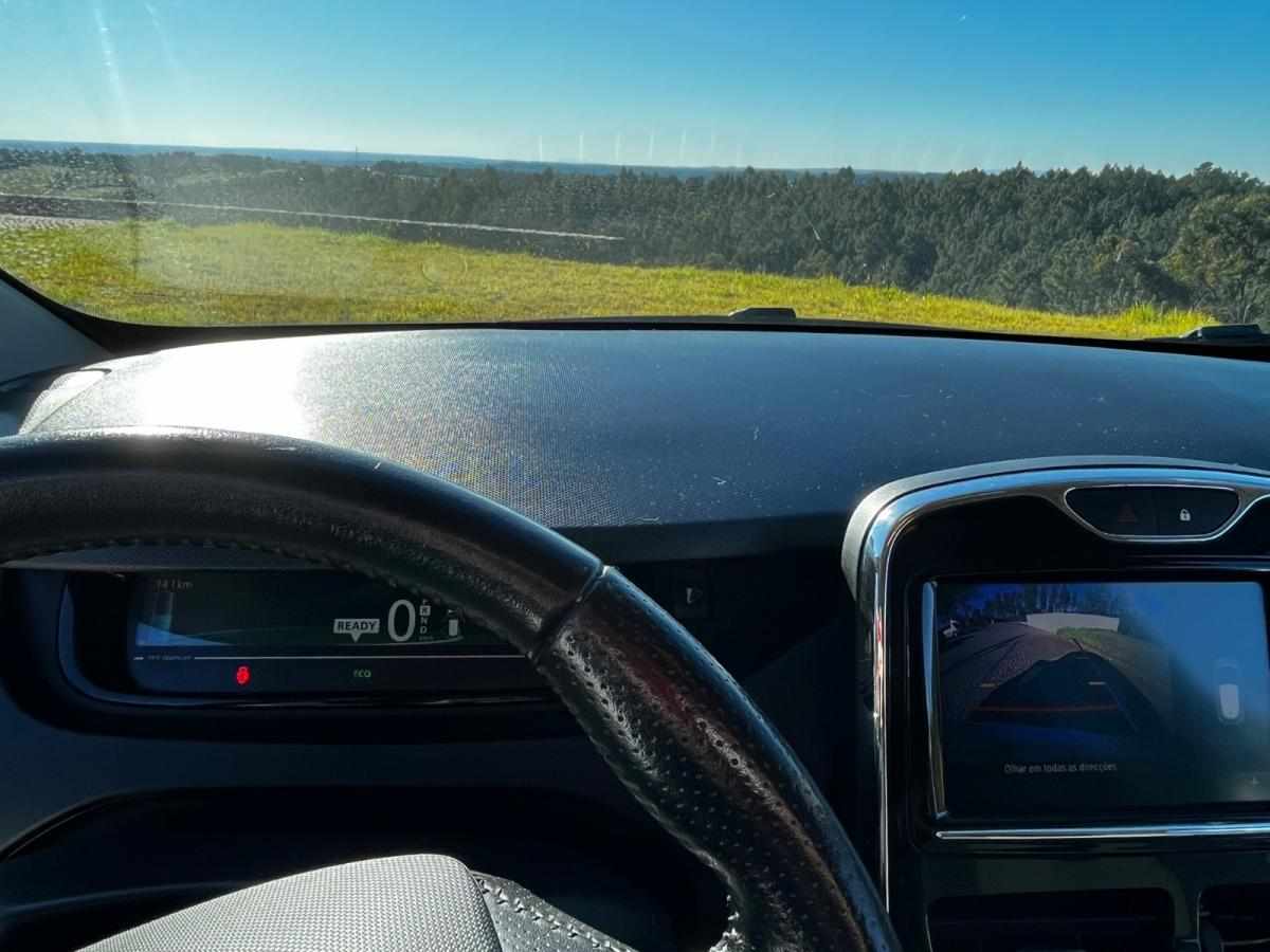 renault-zoe-r90-41-kwh-2017-eletrico