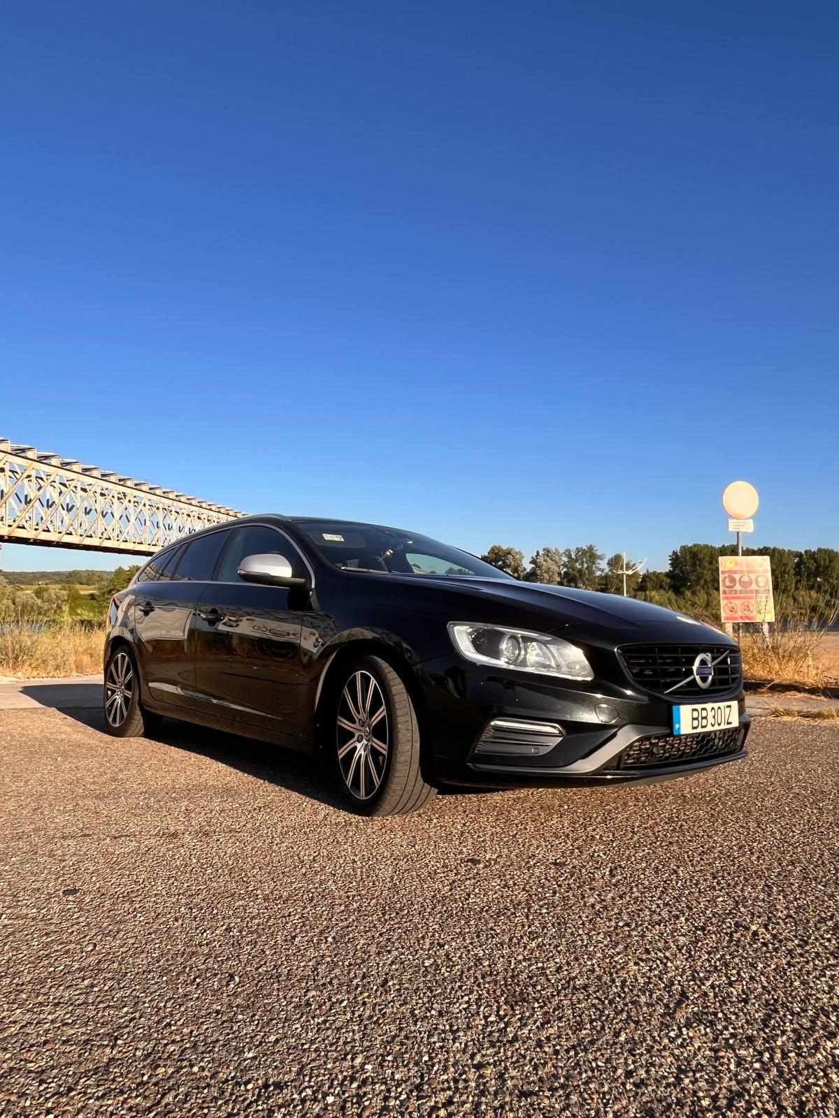 volvo-v60-2-0-d3-2017-diesel-1969cc
