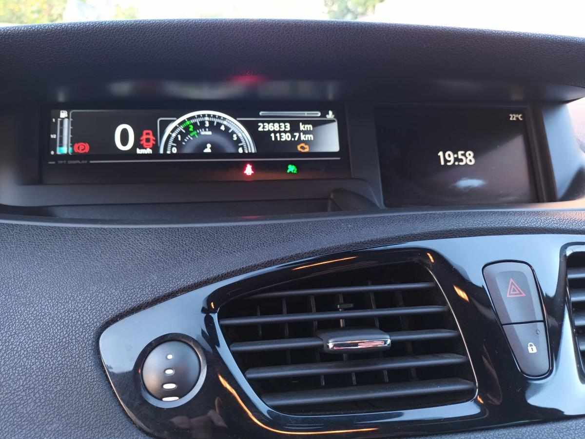 renault-scenic-1-5-dci-2015-diesel-1461cc