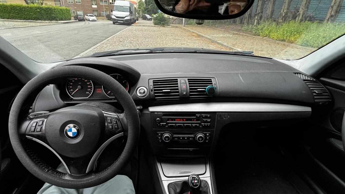 bmw-serie-1-118d-2008-diesel-1995cc