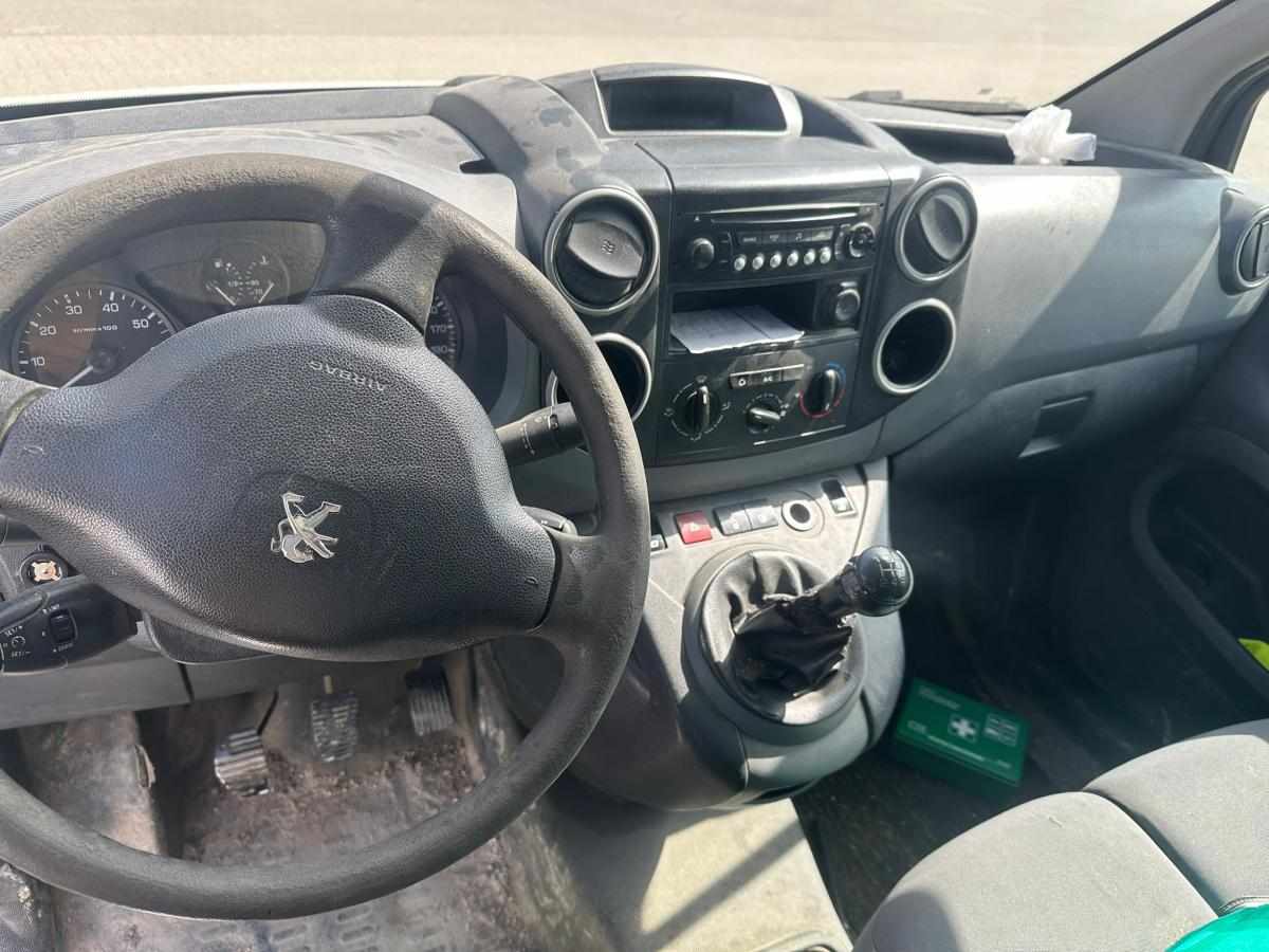 peugeot-partner-1-6-90cv-2013-diesel-1560cc