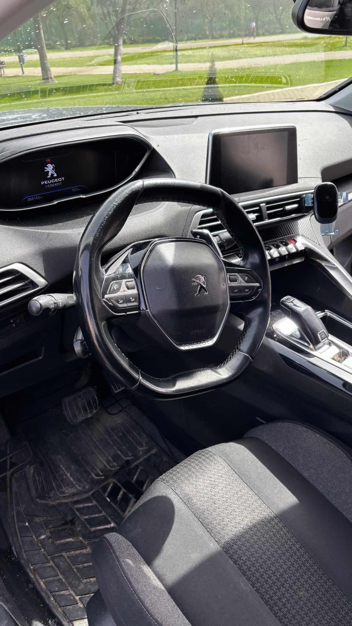 peugeot-5008-1-5-bluehdi-2019-diesel-1499cc