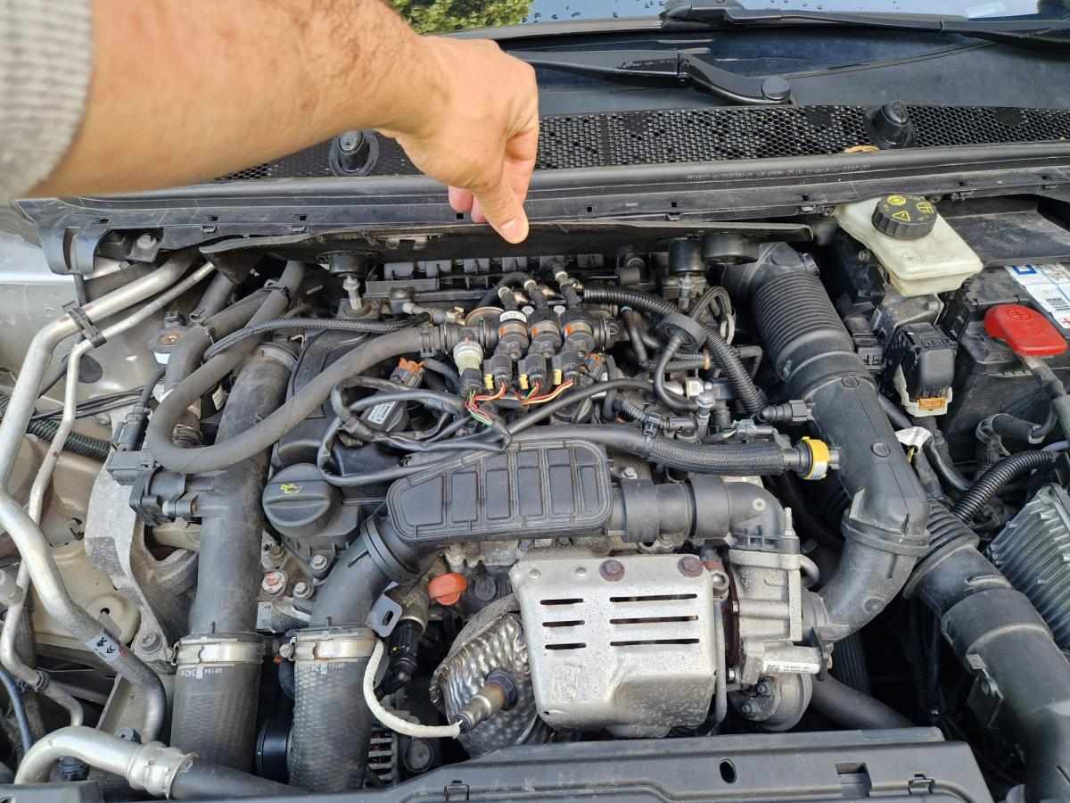 peugeot-308-1-2-e-thp-2016-gasolina-1199cc