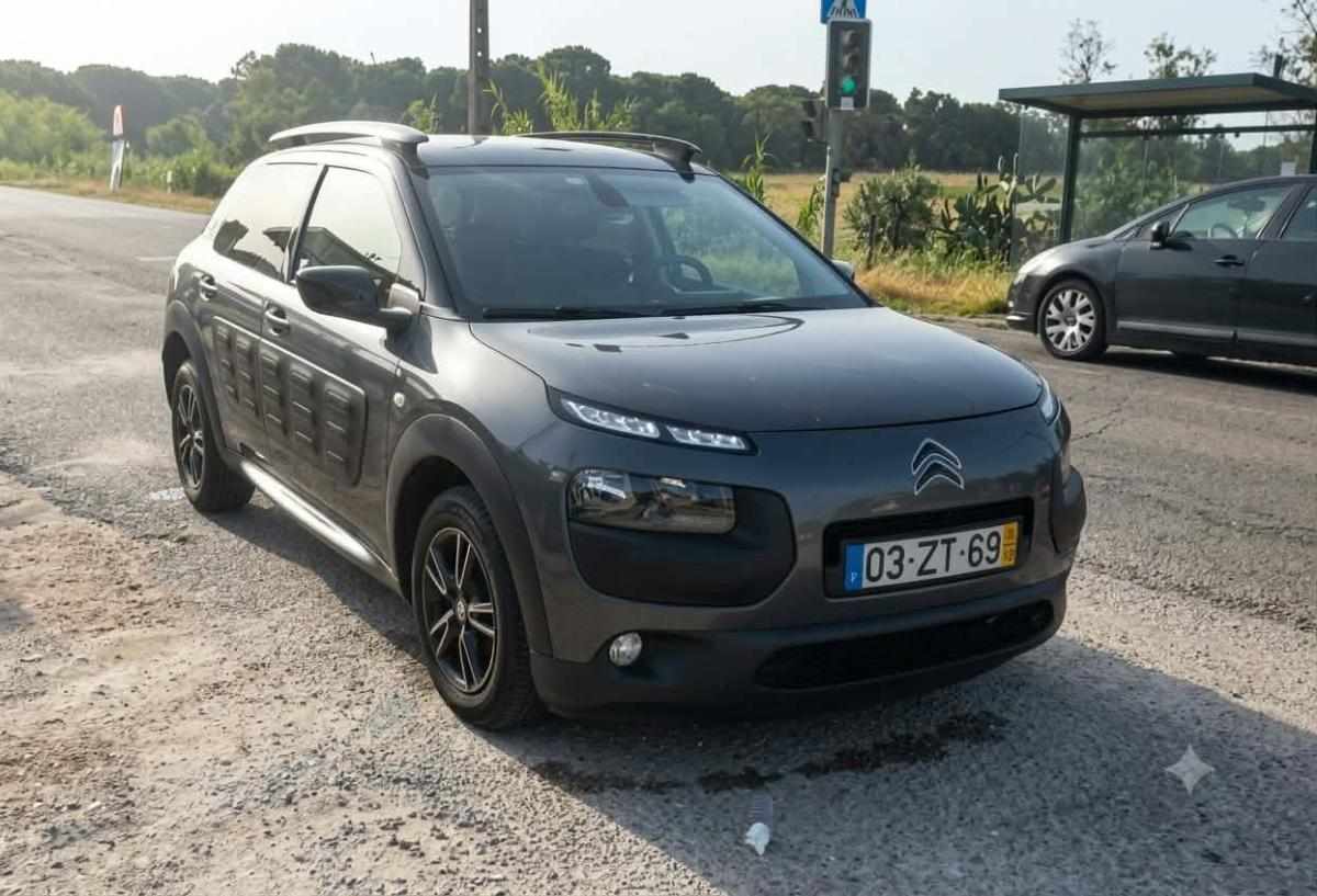 citroen-c4-cactus-1-6-bluehdi-2015-diesel-1560cc