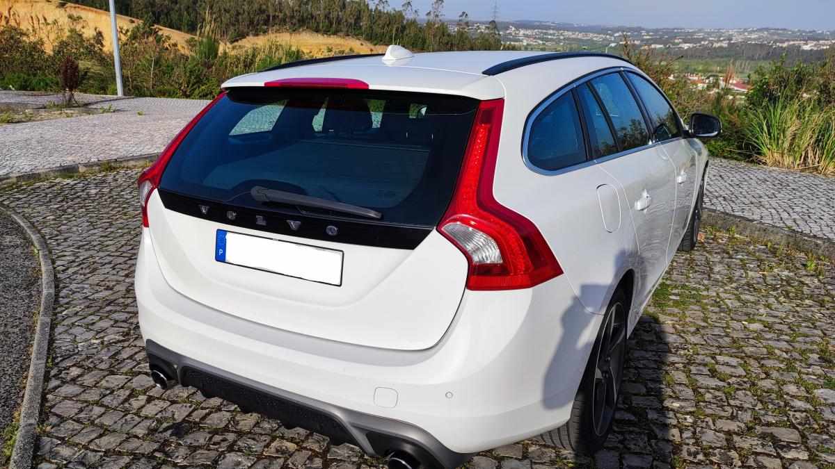 volvo-v60-1-6-d2-2014-diesel-1560cc