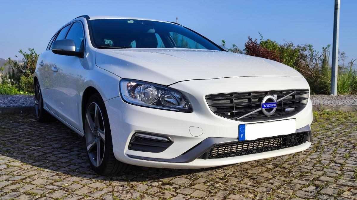 volvo-v60-1-6-d2-2014-diesel-1560cc