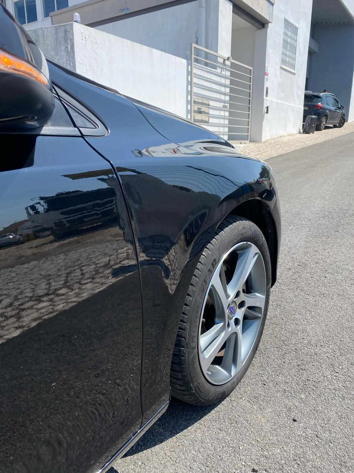volvo-v40-d2-2015-diesel-1969cc
