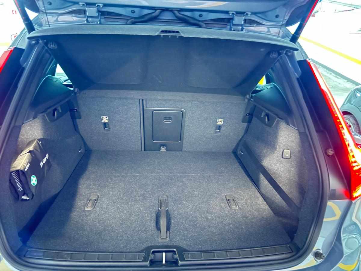 volvo-xc40-1-5-t3-2020-gasolina-1477cc