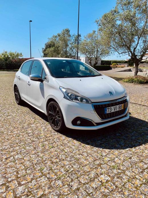peugeot-208-1-6-hdi-2015-diesel-1600cc