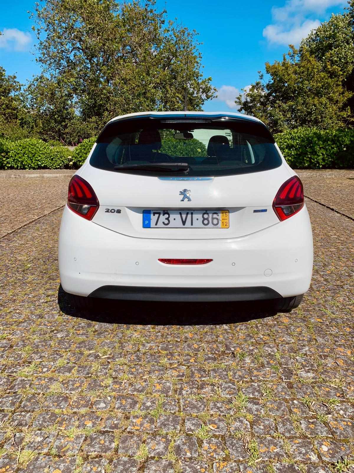 peugeot-208-1-6-hdi-2015-diesel-1600cc