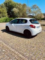 peugeot-208-1-6-hdi-2015-diesel-1600cc