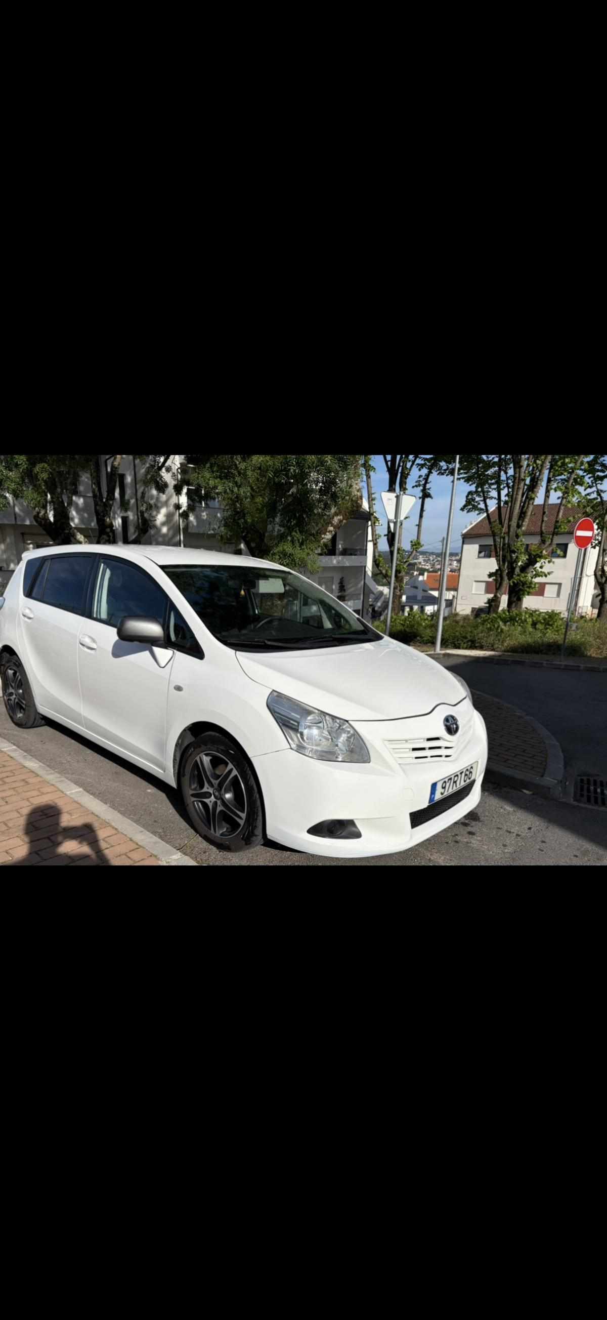 toyota-verso-2-0-d-4d-2011-diesel-1998cc