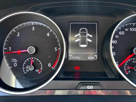 volkswagen-golf-1-6-tdi-bluemotion-2017-diesel-1598cc