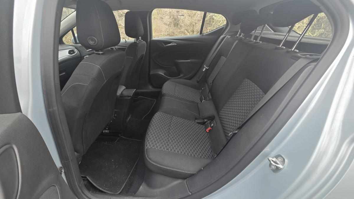 opel-astra-1-6-cdti-2017-diesel-1598cc