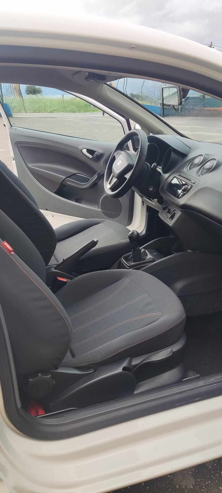 seat-ibiza-1-2-75cv-2010-diesel-1199cc