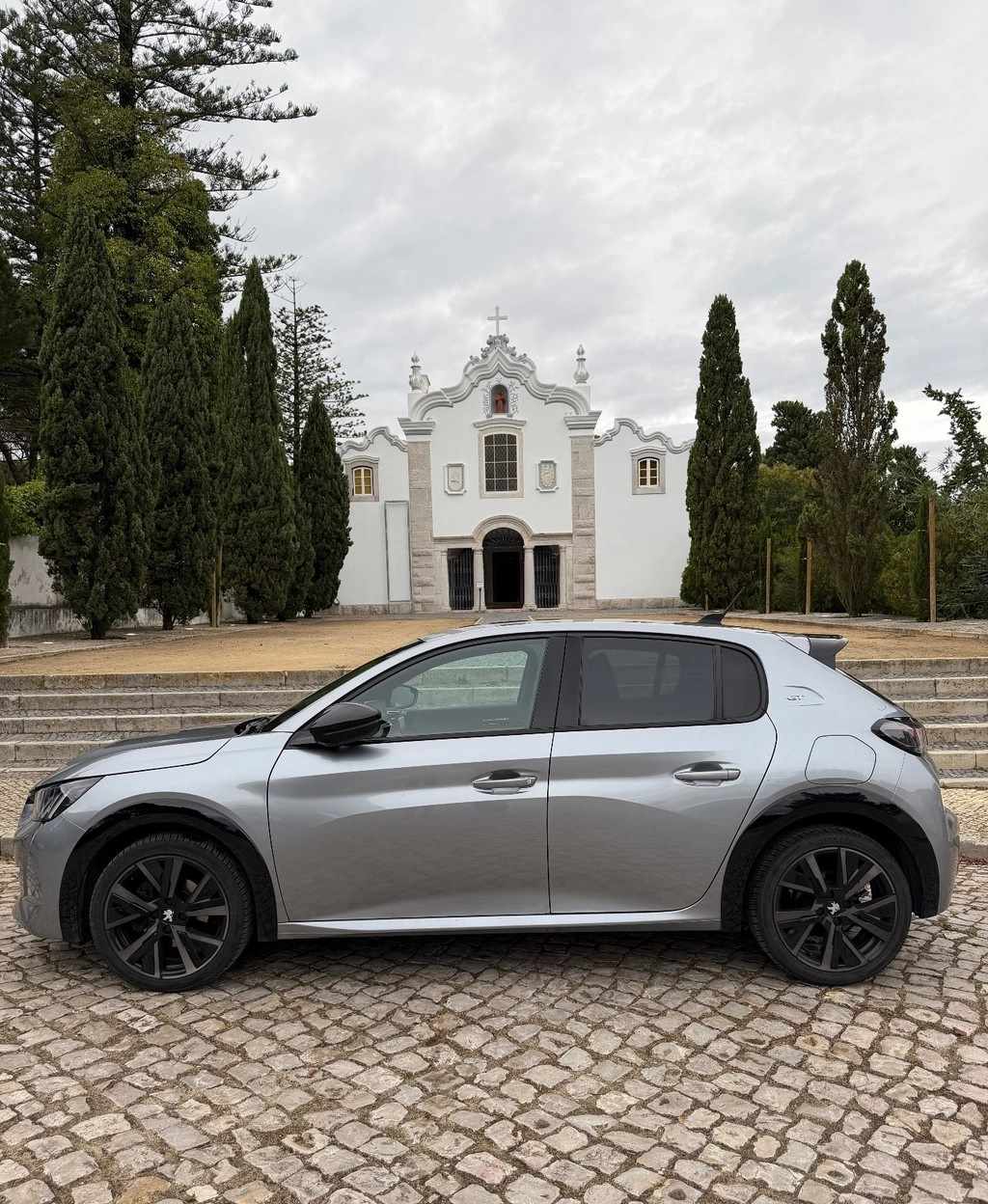 peugeot-208-2023-gasolina-1199cc