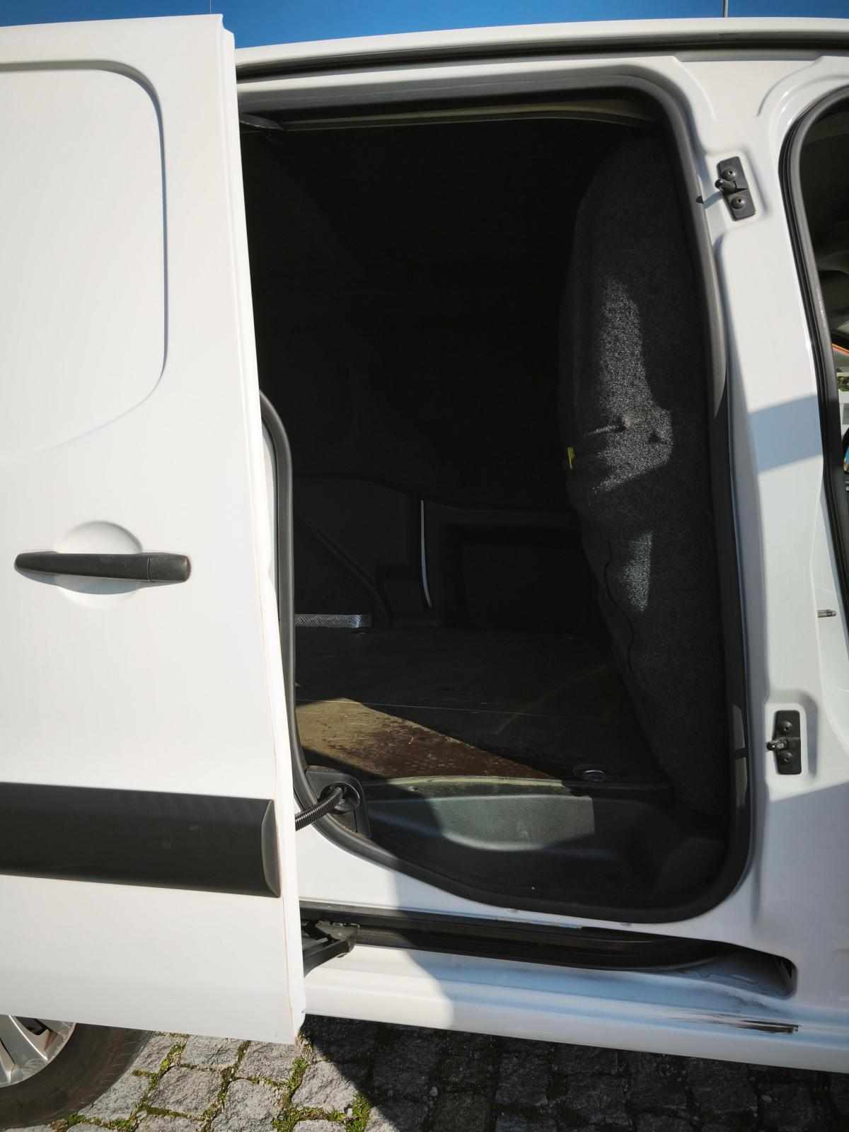 citroen-berlingo-1-6-hdi-2015-diesel-1560cc