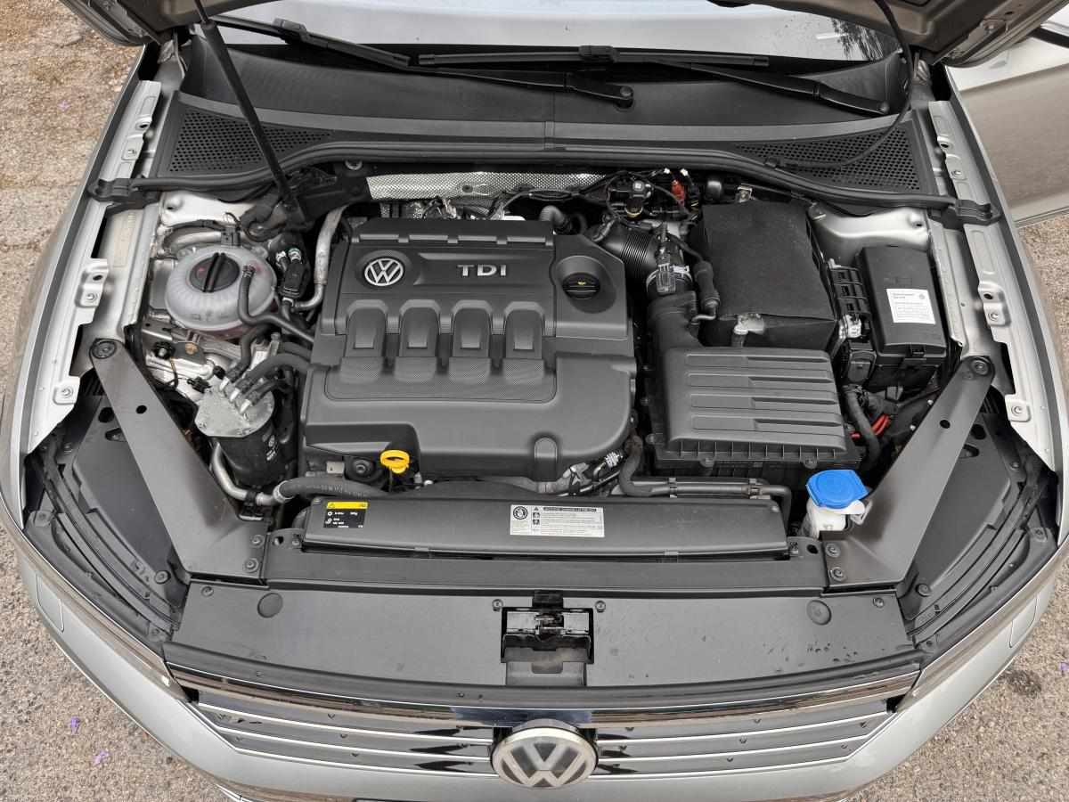 volkswagen-passat-1-6-tdi-2015-diesel-1598cc