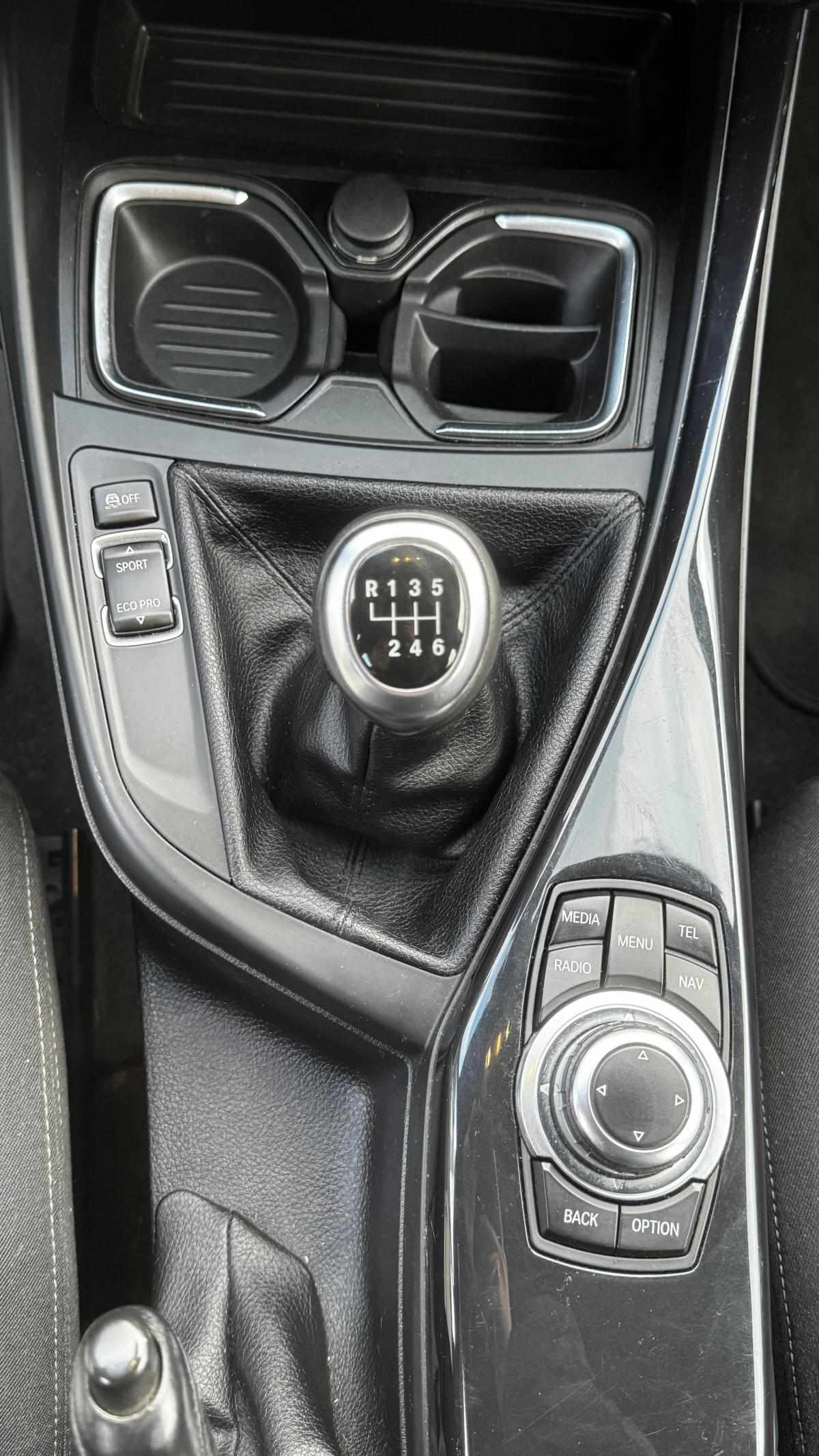 bmw-serie-1-118i-2012-gasolina-1598cc