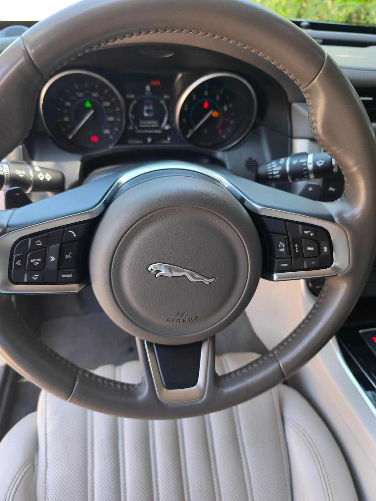 jaguar-xf-25t-2017-gasolina-1997cc