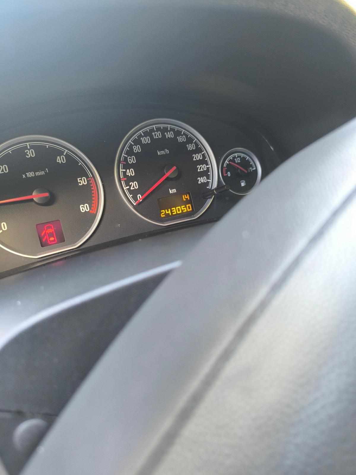 opel-vectra-1-9-cdti-2004-diesel-1910cc
