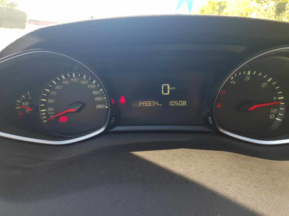 peugeot-308-1-6-e-hdi-fap-2014-diesel-1560cc