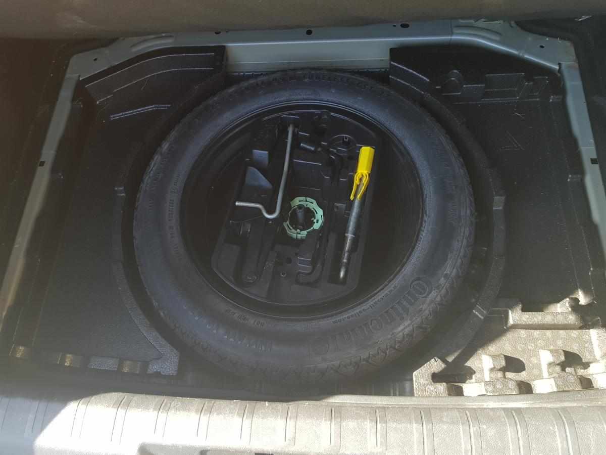 peugeot-308-1-6-e-hdi-fap-2014-diesel-1560cc