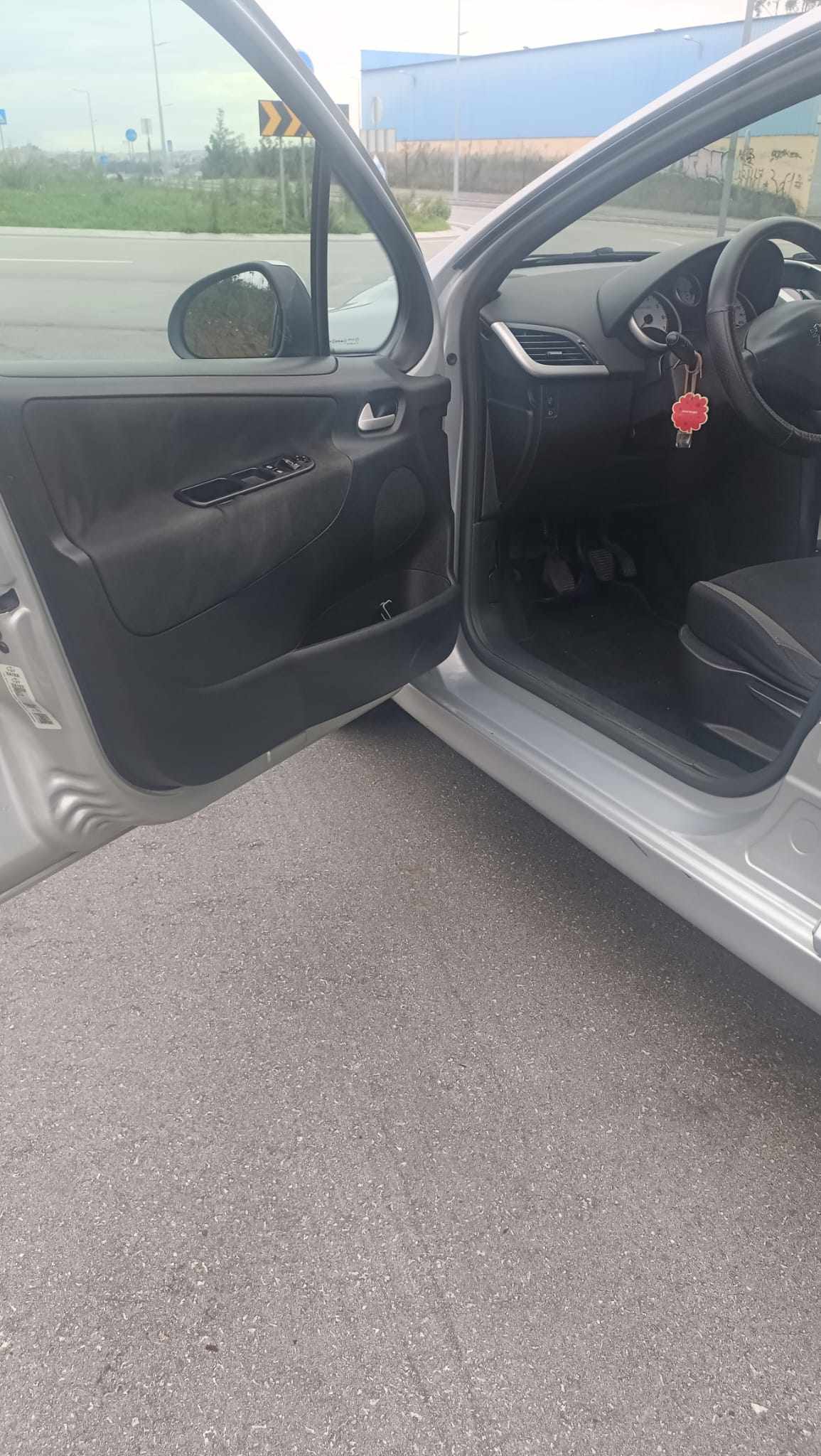 peugeot-207-1-4-vti-2007-gasolina-1397cc
