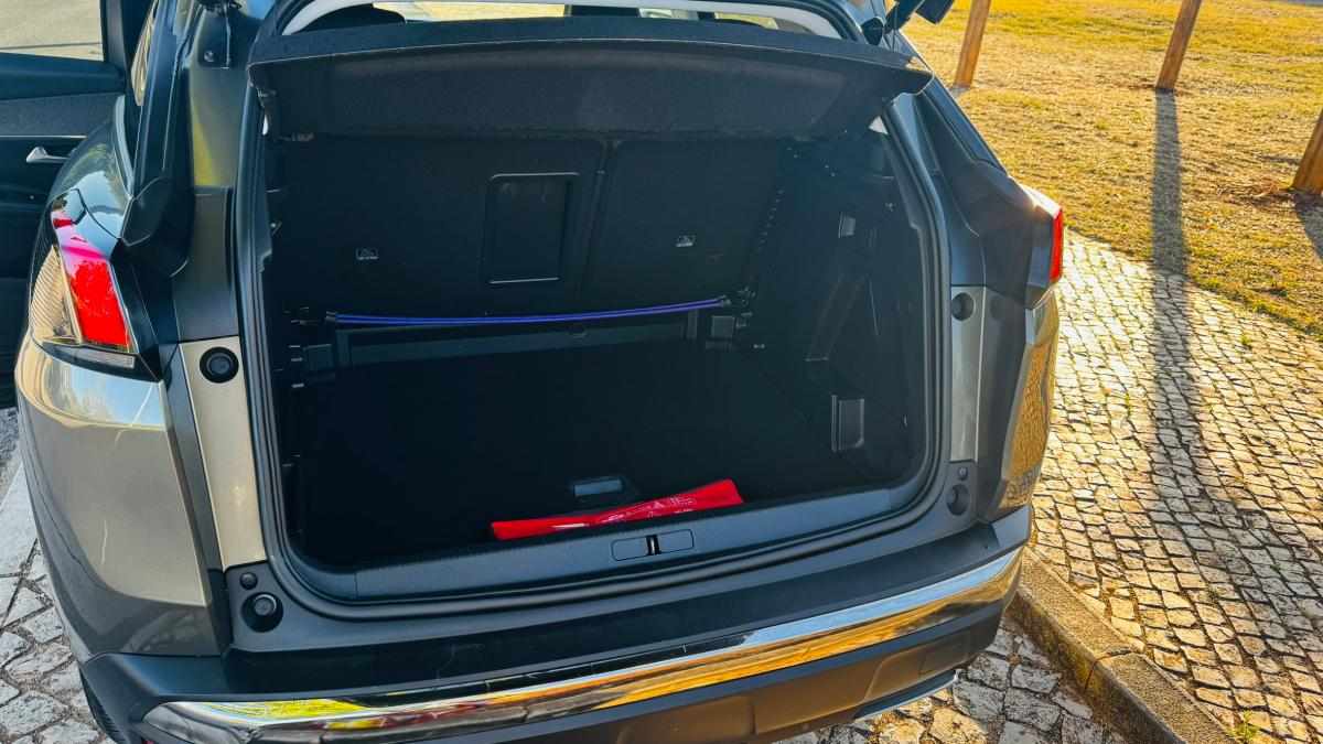 peugeot-3008-1-6-bluehdi-2018-diesel-1560cc
