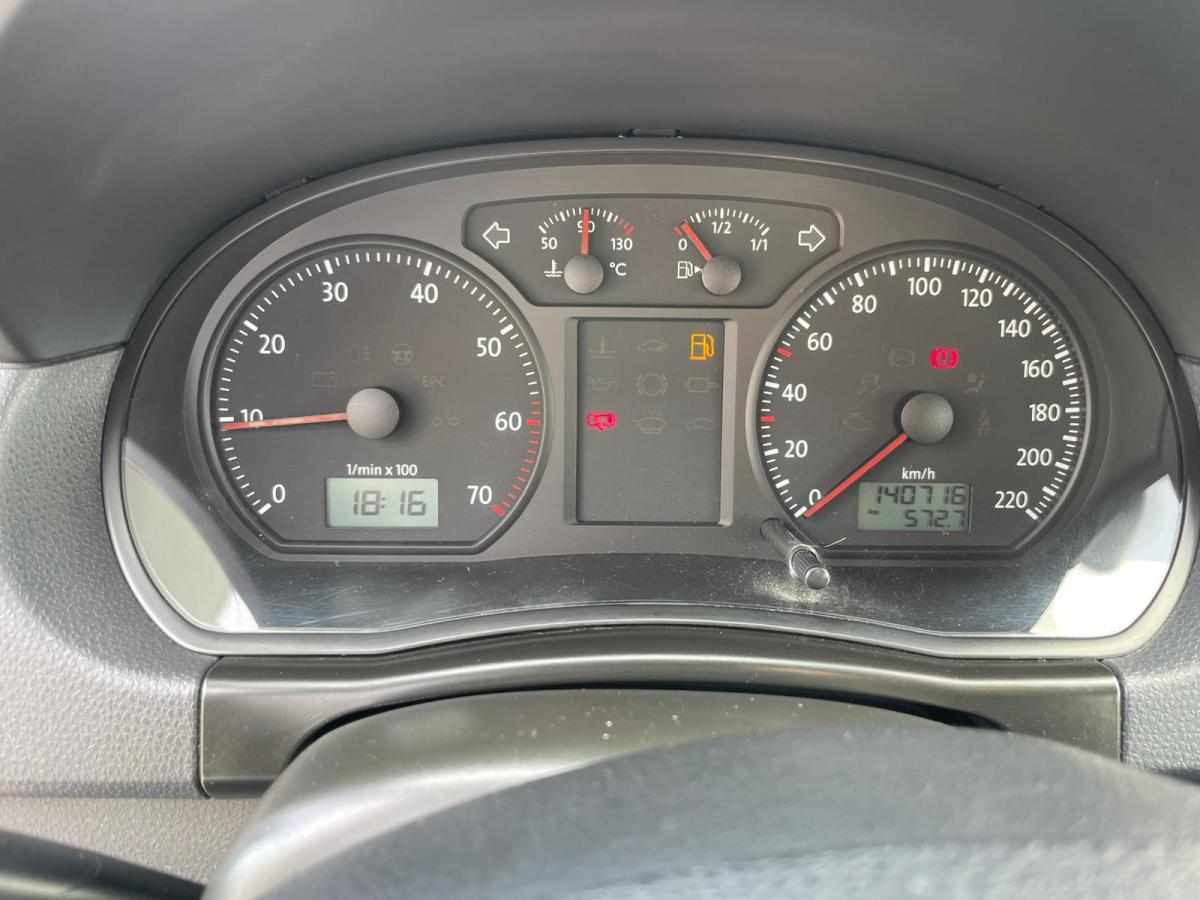 volkswagen-polo-1-2-2007-gasolina-1198cc
