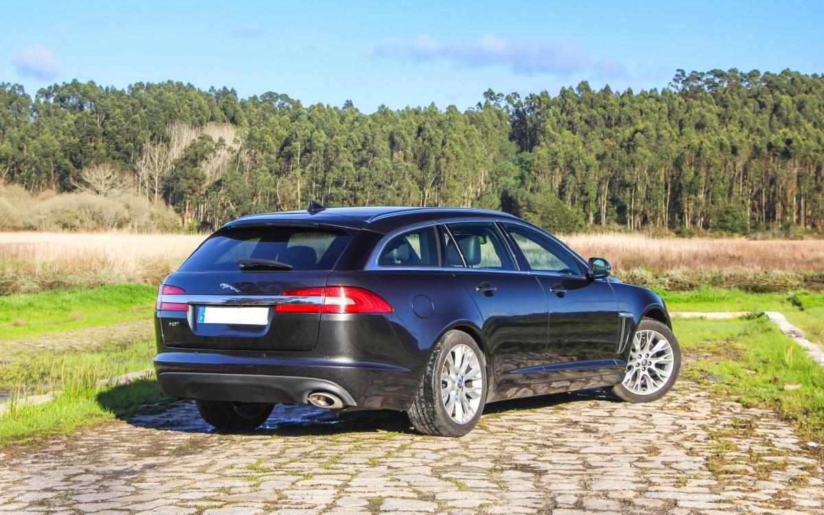 jaguar-xf-2-2-tdi4-2014-diesel-2179cc