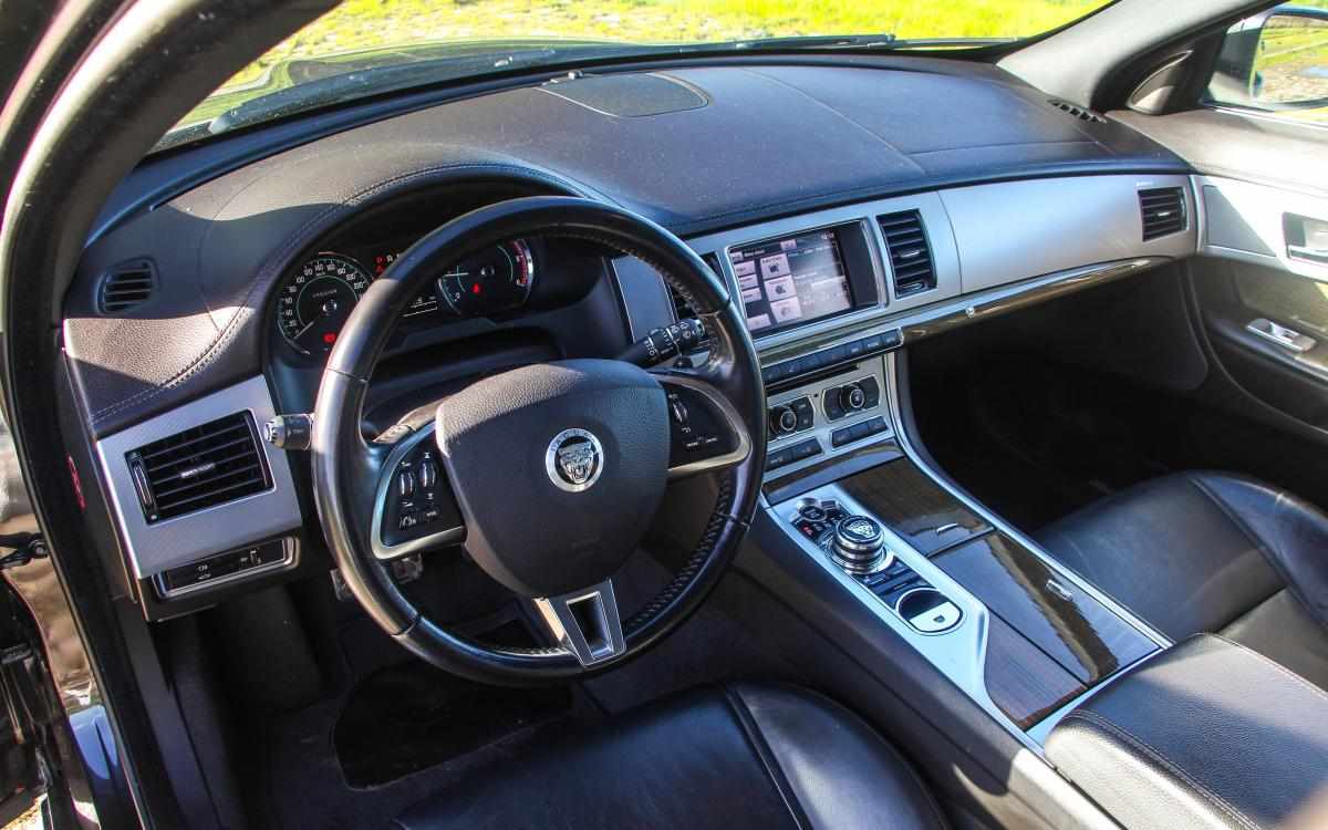 jaguar-xf-2-2-tdi4-2014-diesel-2179cc