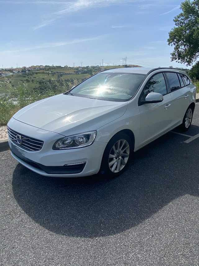 volvo-v60-1-6-d2-2015-diesel-1560cc